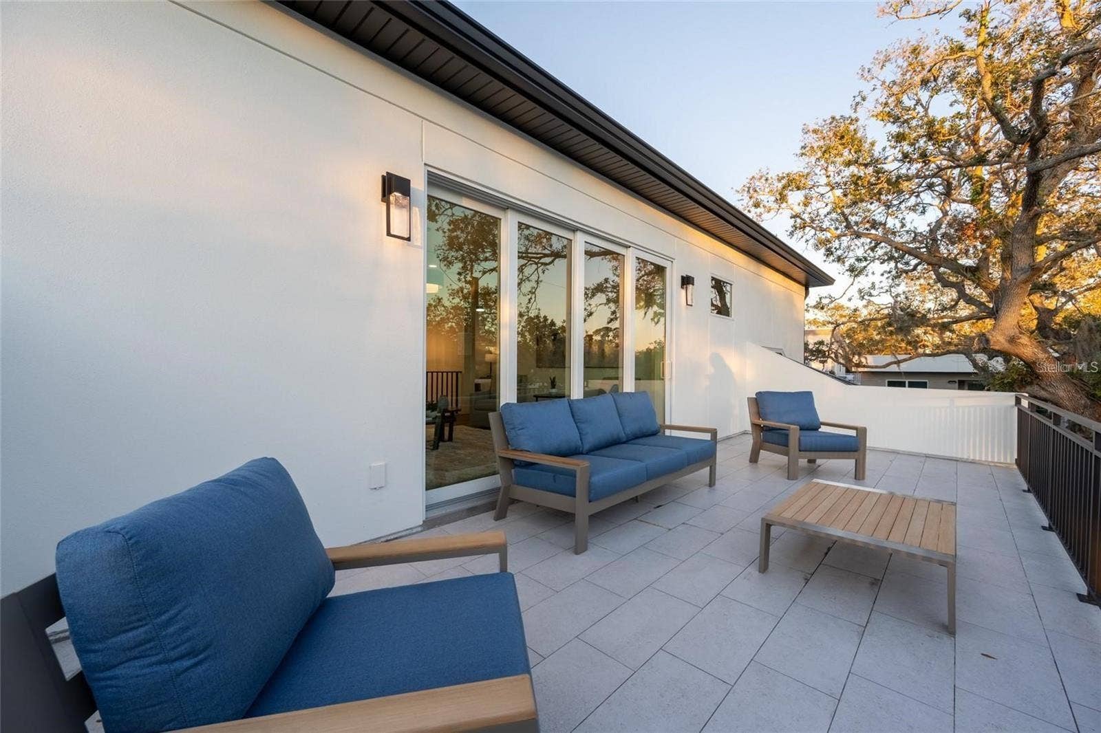 2420 FLOYD STREET, Sarasota, FL 34239