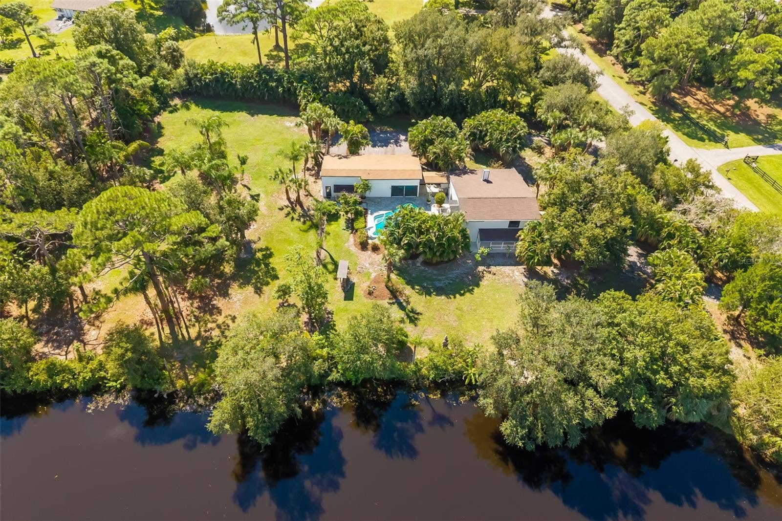 403 LONGBOW TRAIL, Osprey, FL 34229 403 LONGBOW TRAIL, Osprey, FL 34229