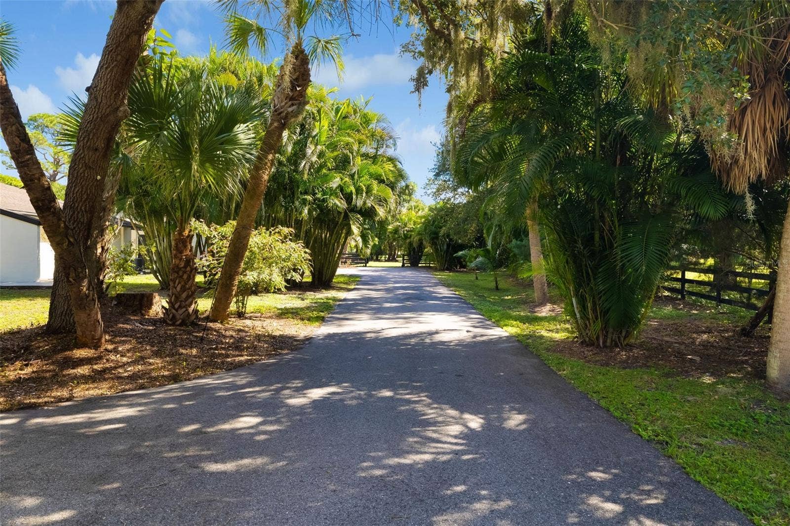 403 LONGBOW TRAIL, Osprey, FL 34229 403 LONGBOW TRAIL, Osprey, FL 34229
