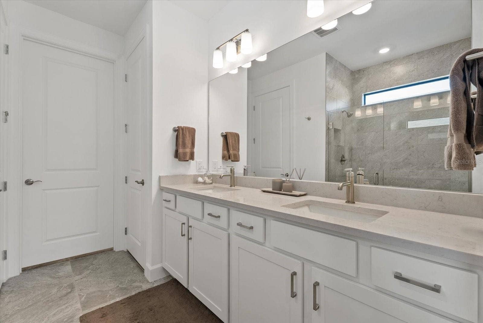 18918 INDIAN ROCK PLACE, Lakewood Ranch, FL 34211 18918 INDIAN ROCK PLACE, Lakewood Ranch, FL 34211