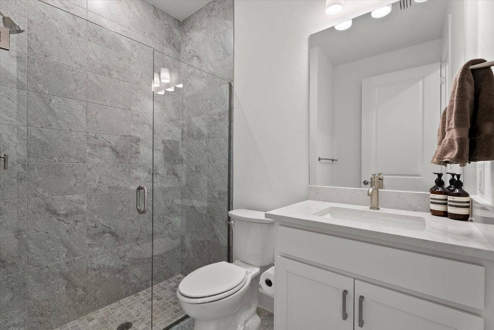 18918 INDIAN ROCK PLACE, Lakewood Ranch, FL 34211 18918 INDIAN ROCK PLACE, Lakewood Ranch, FL 34211