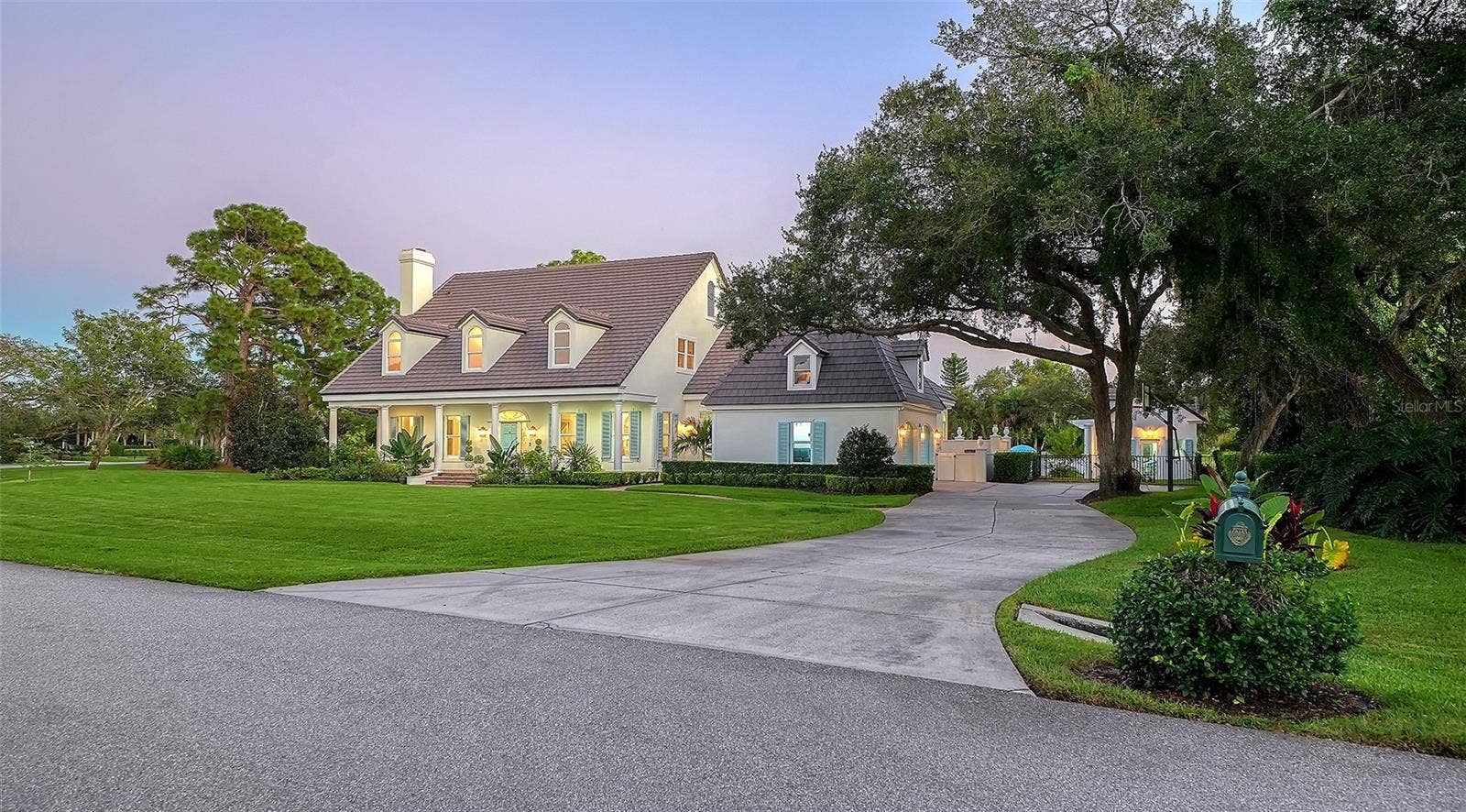 871 MACEWEN DRIVE, Osprey, FL 34229