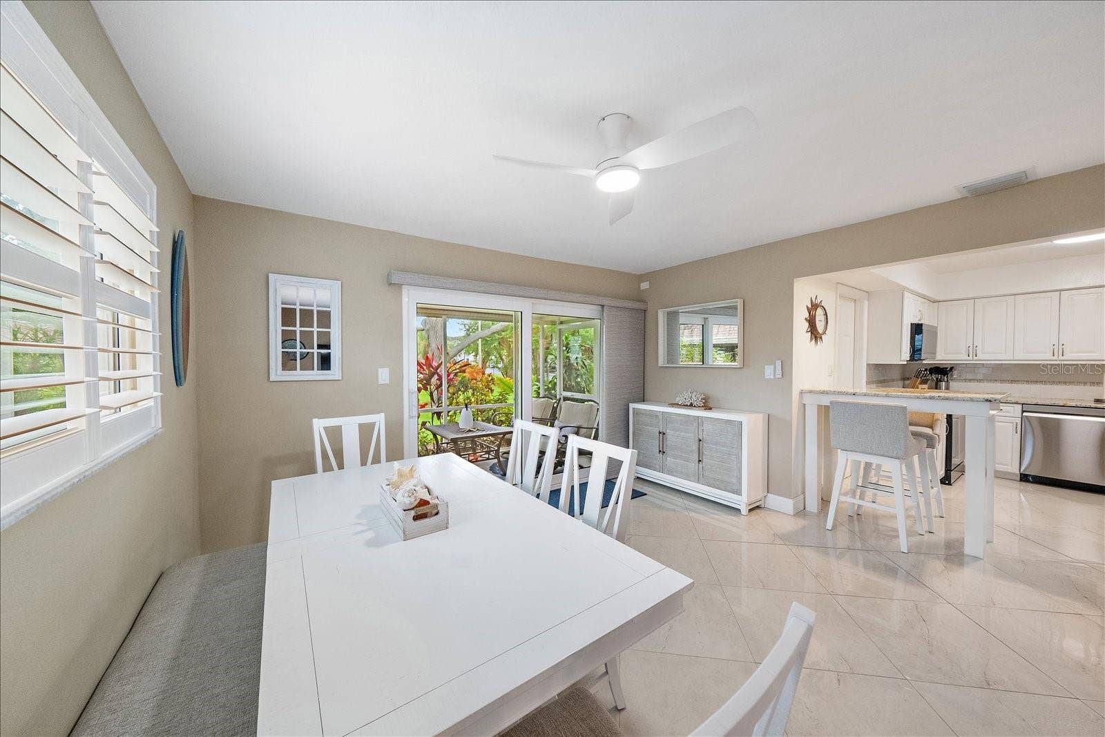 575 SUTTON PLACE, Longboat Key, FL 34228