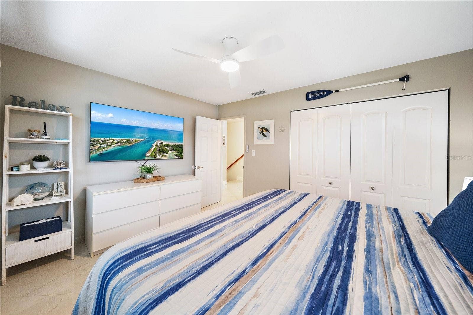 575 SUTTON PLACE, Longboat Key, FL 34228