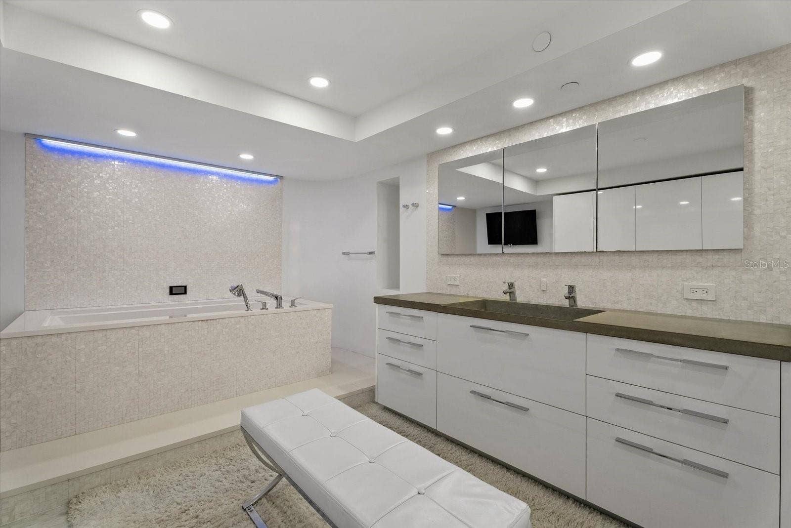770 S PALM AVENUE, #PH-1, Sarasota, FL 34236 770 S PALM AVENUE, #PH-1, Sarasota, FL 34236