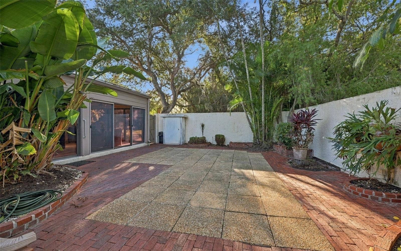 Large courtyard