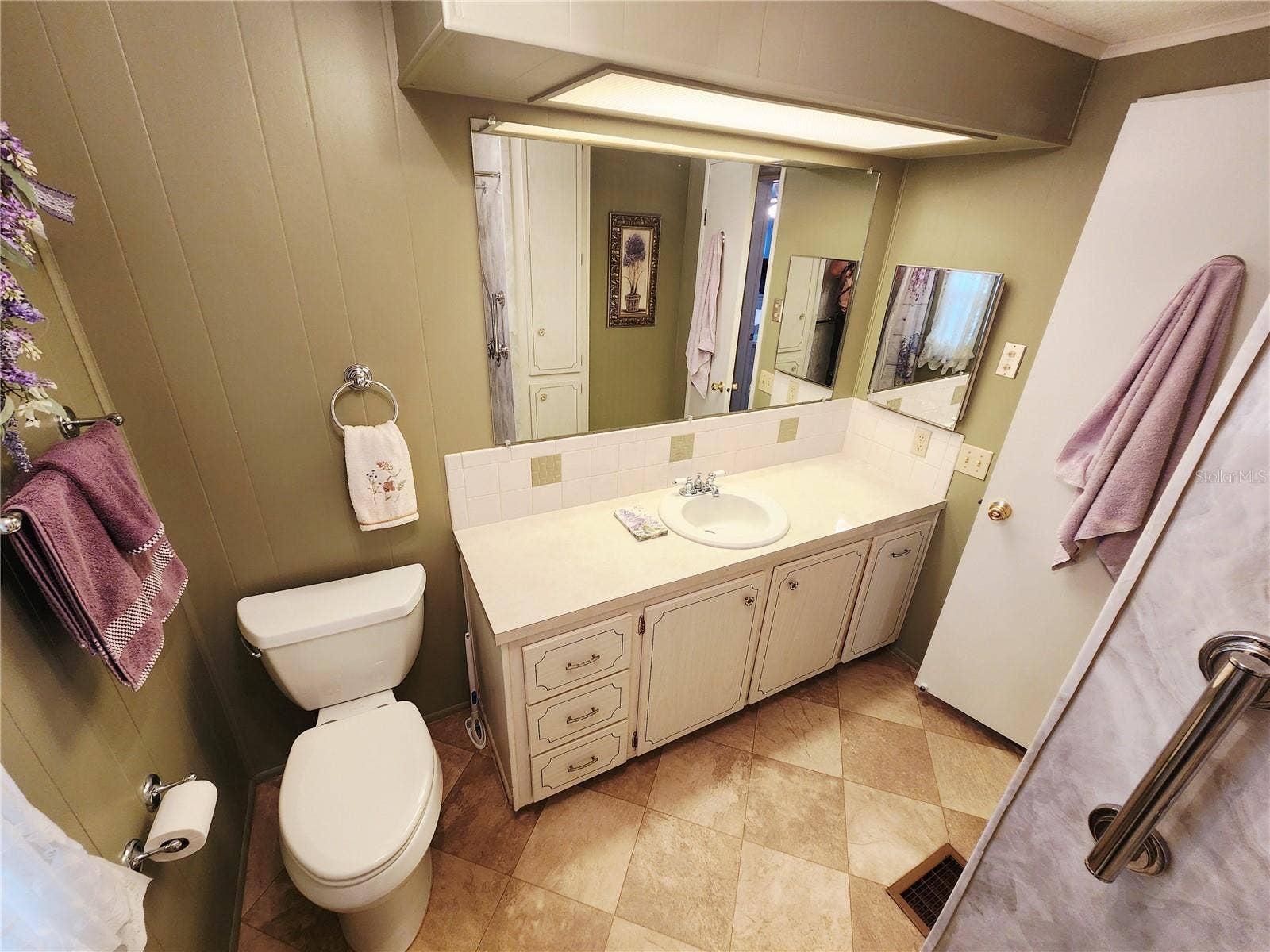 808 53RD AVENUE E, #7, Bradenton, FL 34203 808 53RD AVENUE E, #7, Bradenton, FL 34203