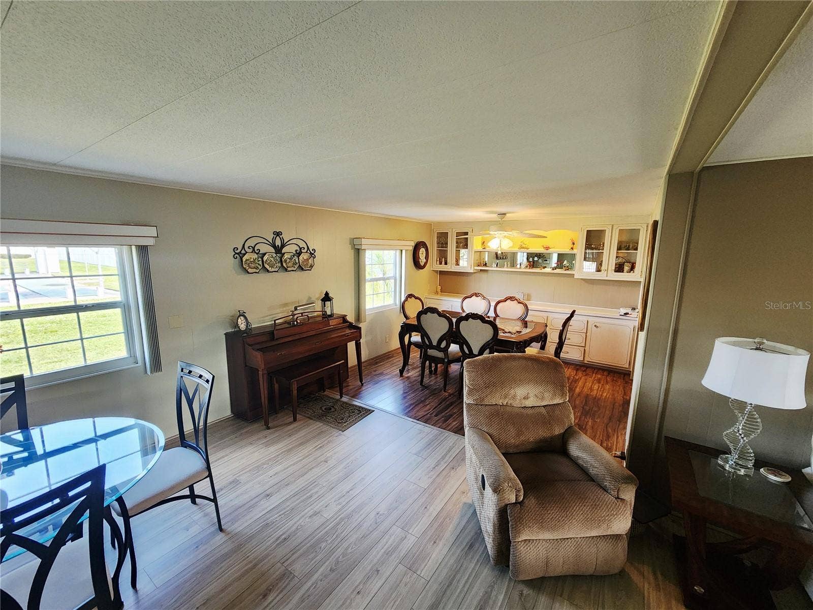 808 53RD AVENUE E, #7, Bradenton, FL 34203 808 53RD AVENUE E, #7, Bradenton, FL 34203