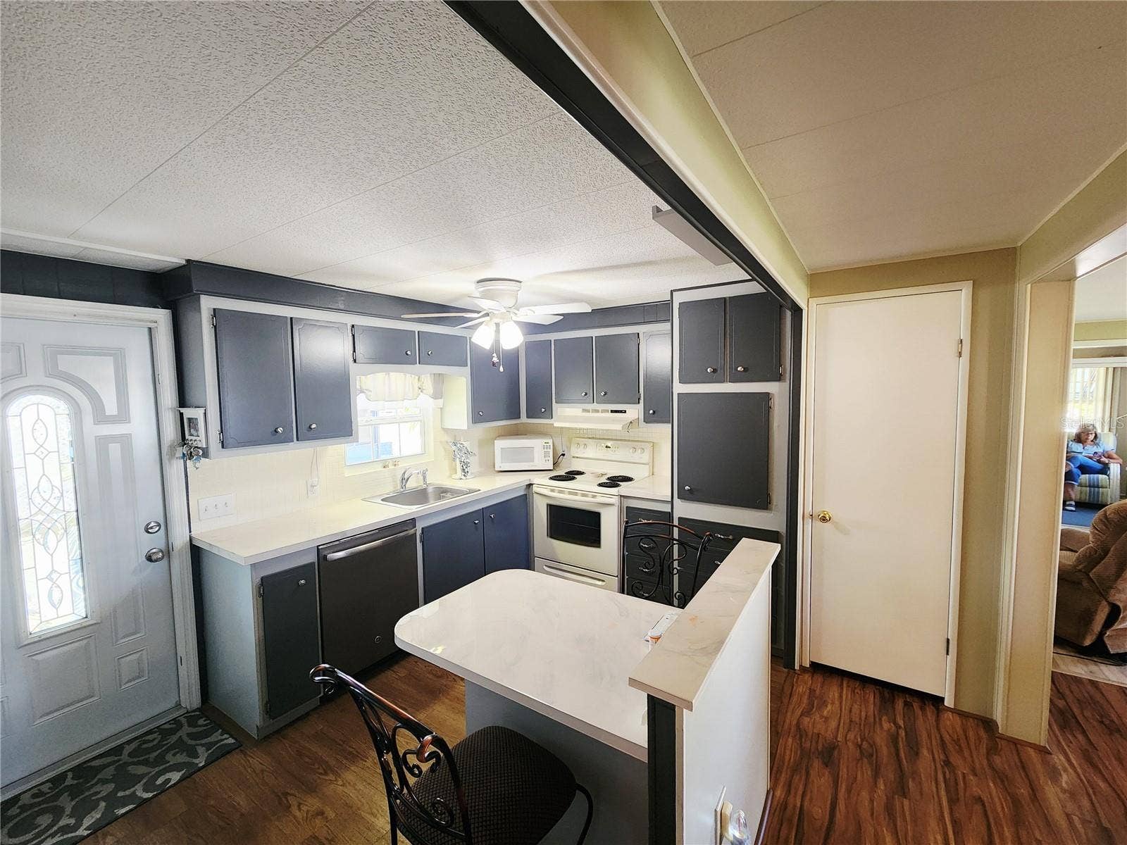 808 53RD AVENUE E, #7, Bradenton, FL 34203 808 53RD AVENUE E, #7, Bradenton, FL 34203