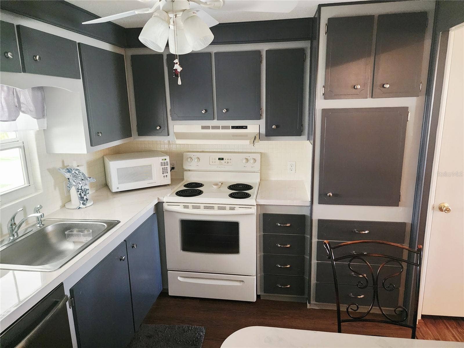 808 53RD AVENUE E, #7, Bradenton, FL 34203 808 53RD AVENUE E, #7, Bradenton, FL 34203
