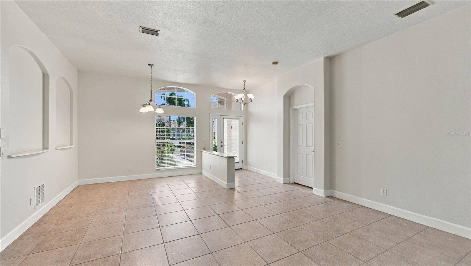 Formal Dining Room and Entry