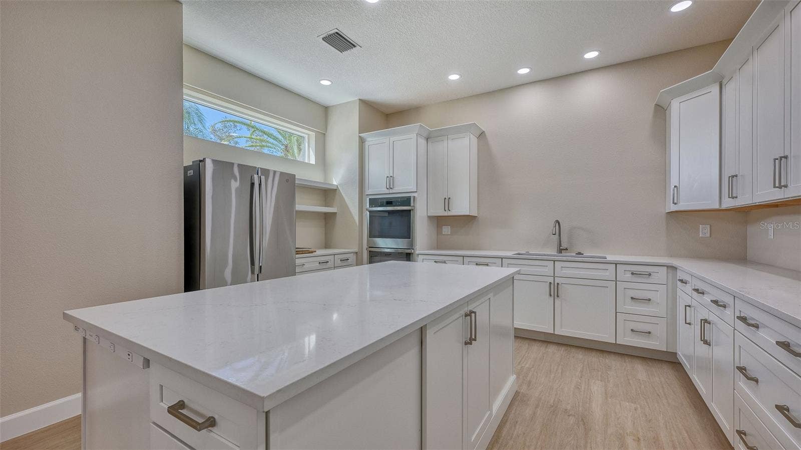 Clubhouse Kitchen