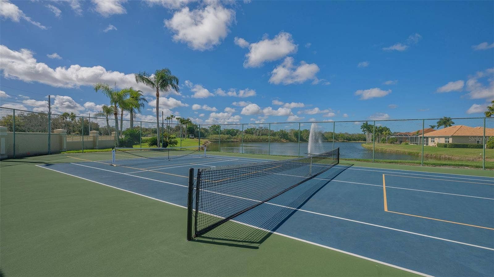 Community Tennis / Pickle Ball Courts
