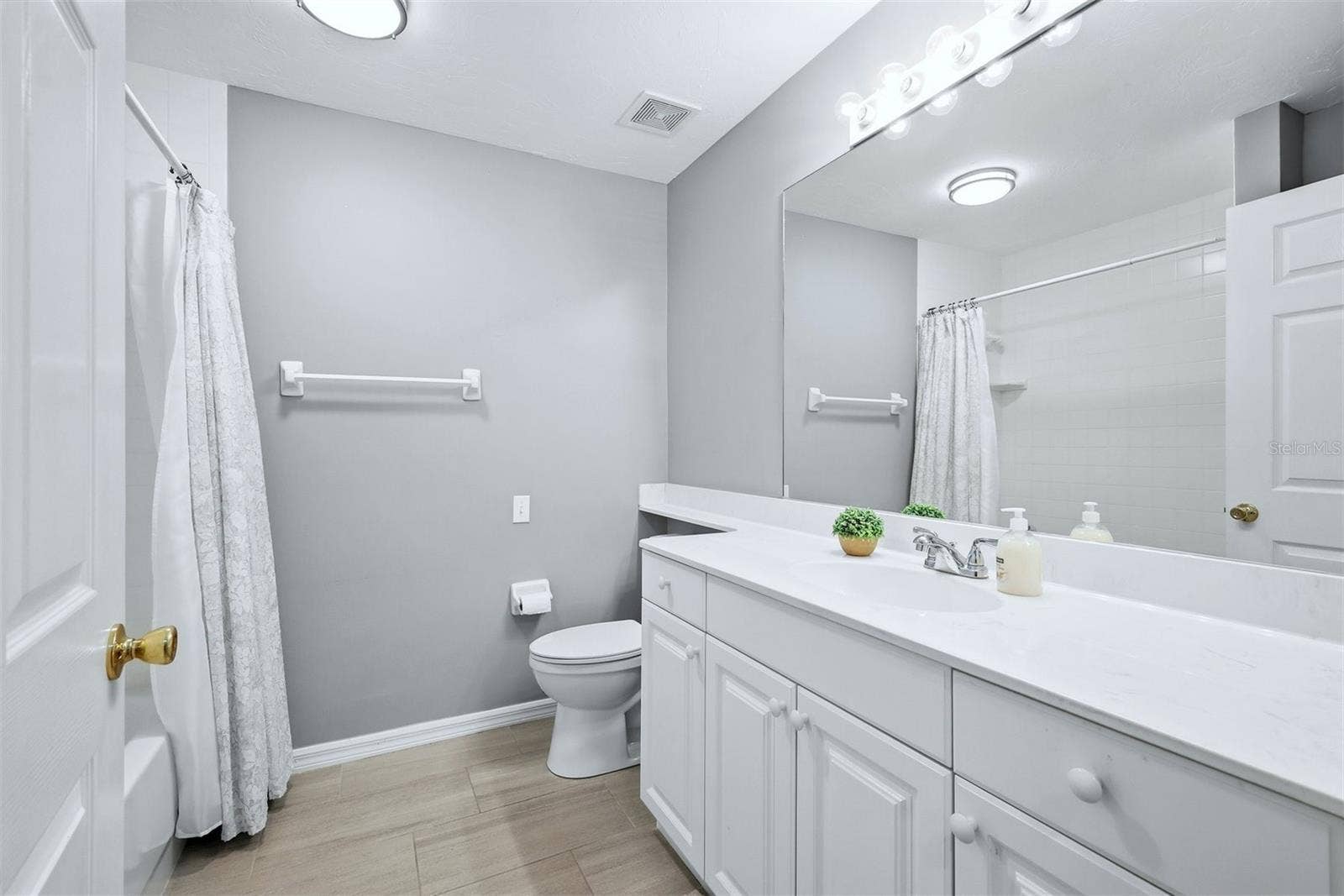 4220 CENTRAL SARASOTA PARKWAY, #1214, Sarasota, FL 34238 4220 CENTRAL SARASOTA PARKWAY, #1214, Sarasota, FL 34238