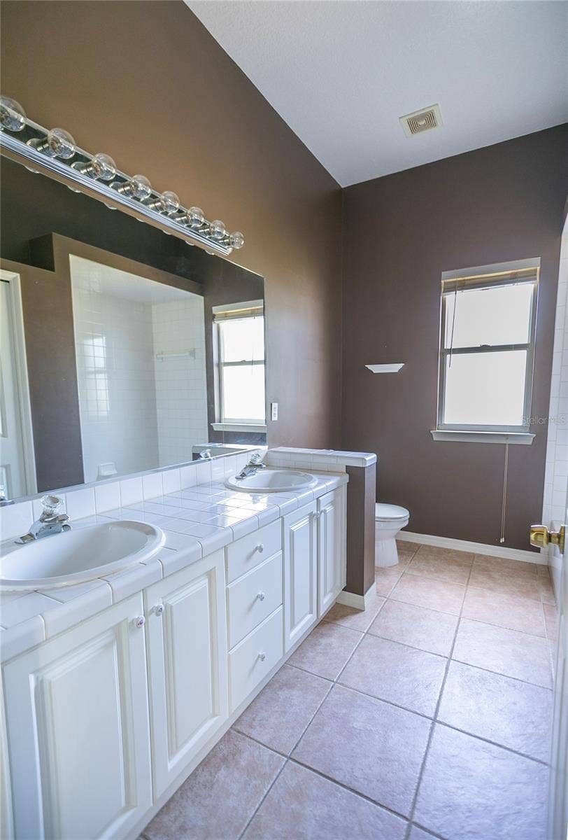 2009 84TH STREET CIRCLE NW, Bradenton, FL 34209 2009 84TH STREET CIRCLE NW, Bradenton, FL 34209