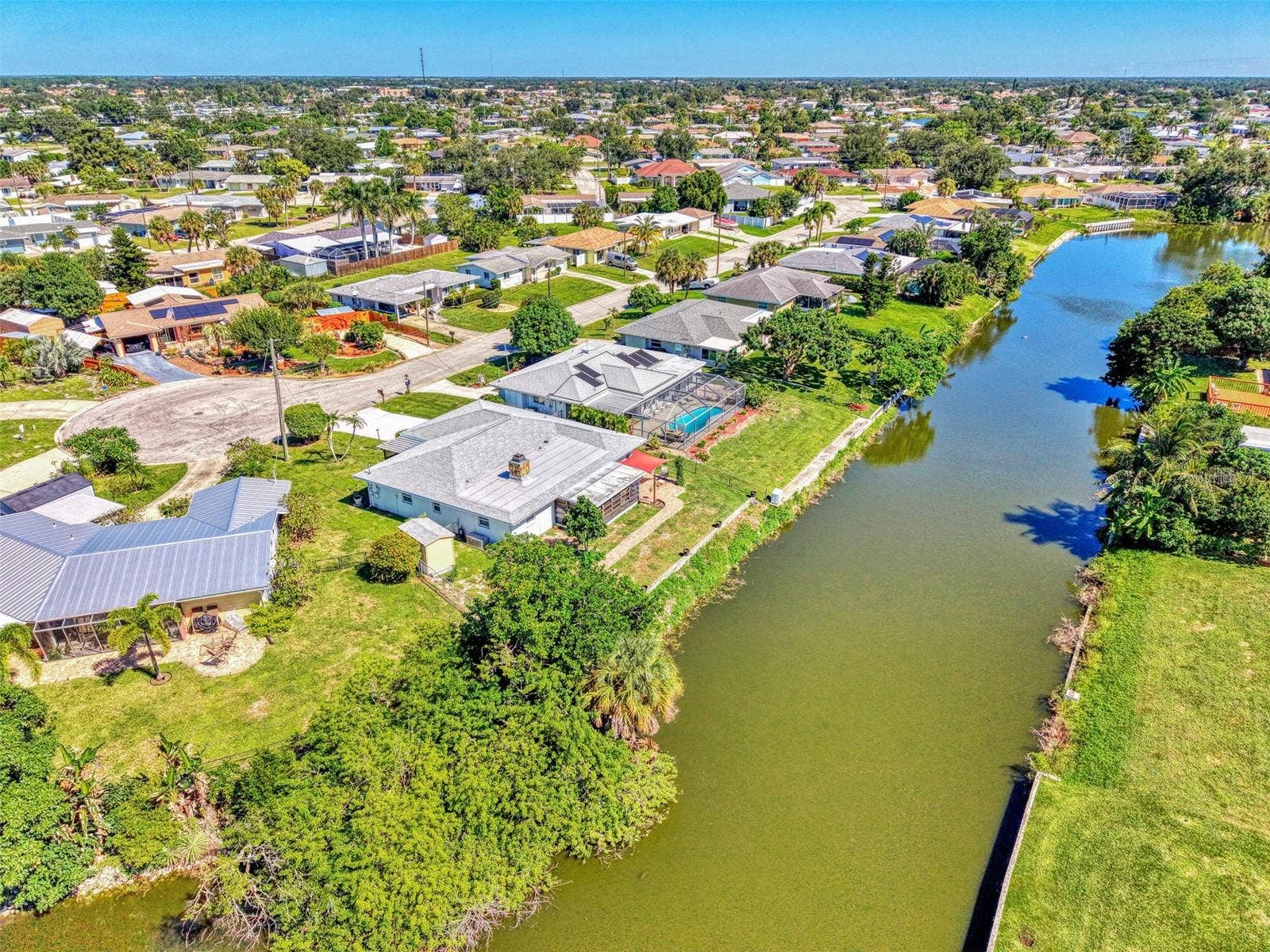 432 EDGEWOOD ROAD, Venice, FL 34293