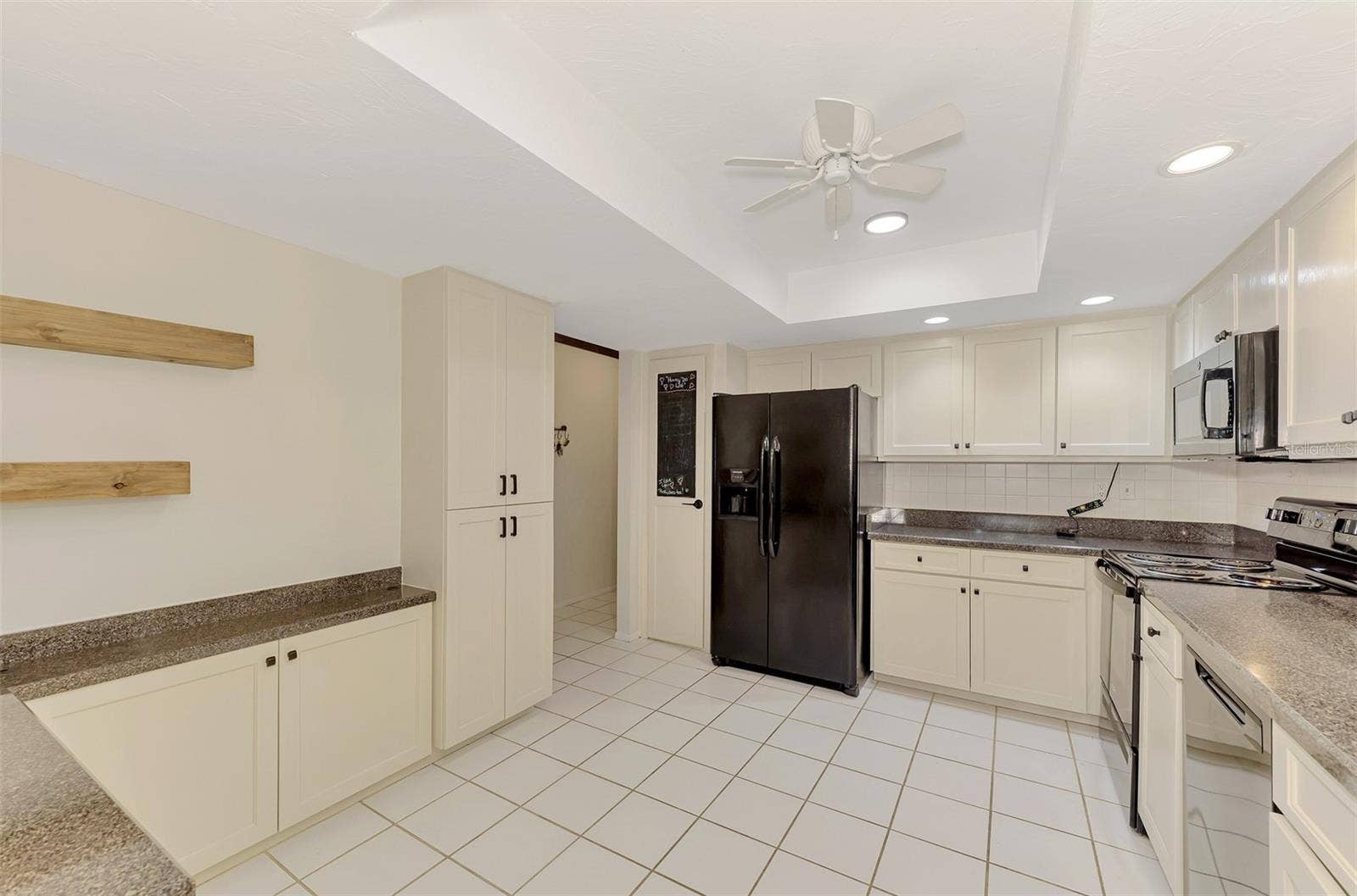 432 EDGEWOOD ROAD, Venice, FL 34293