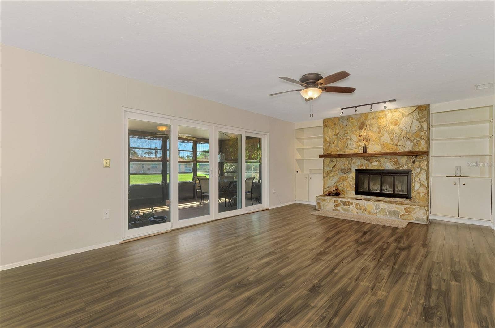 432 EDGEWOOD ROAD, Venice, FL 34293