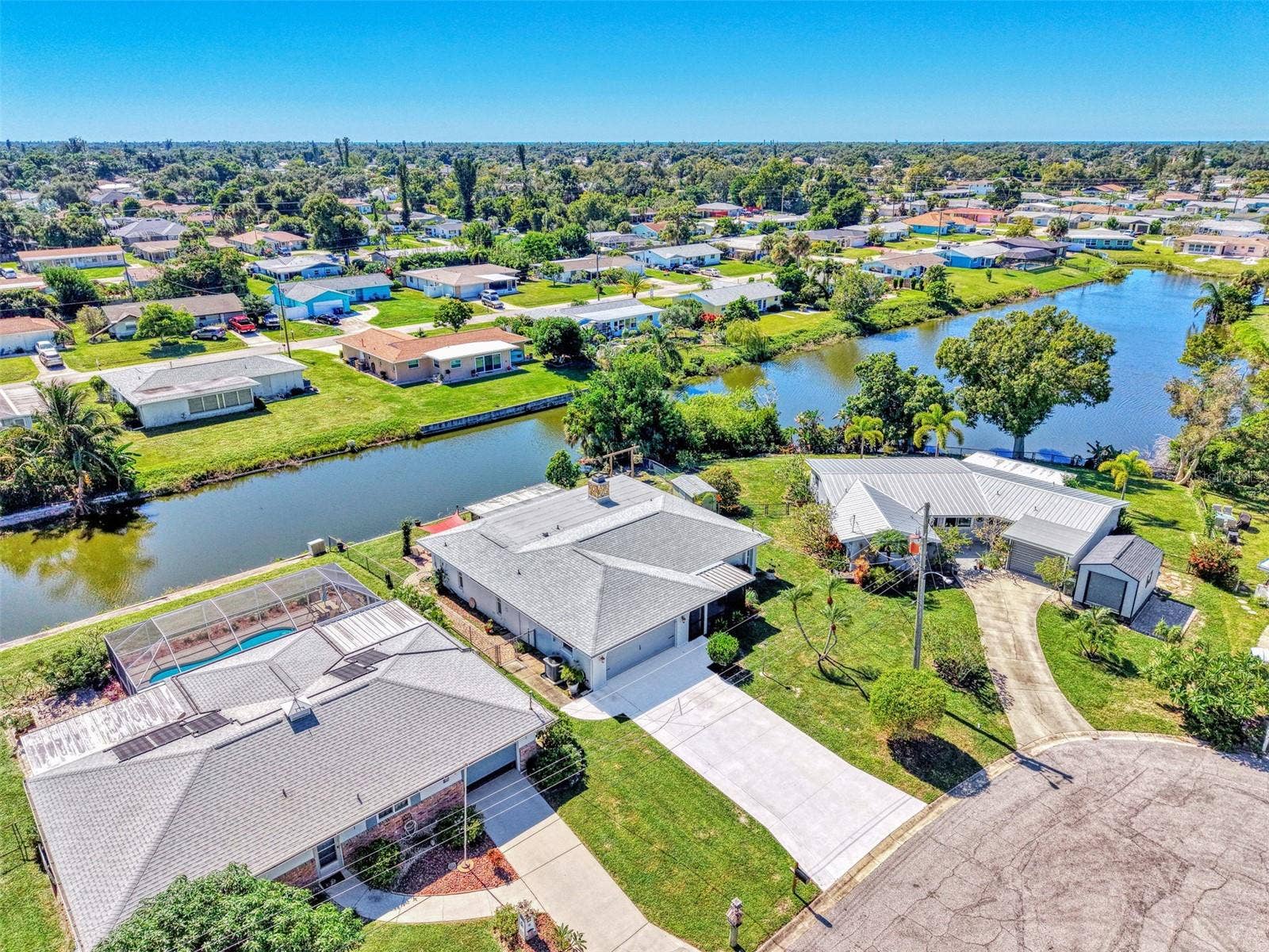 432 EDGEWOOD ROAD, Venice, FL 34293