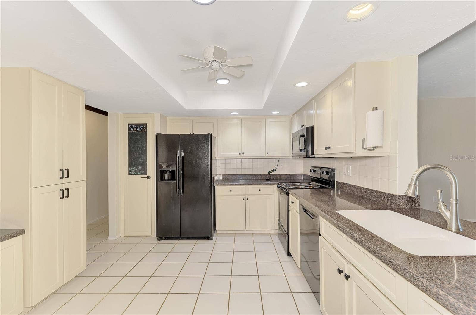 432 EDGEWOOD ROAD, Venice, FL 34293