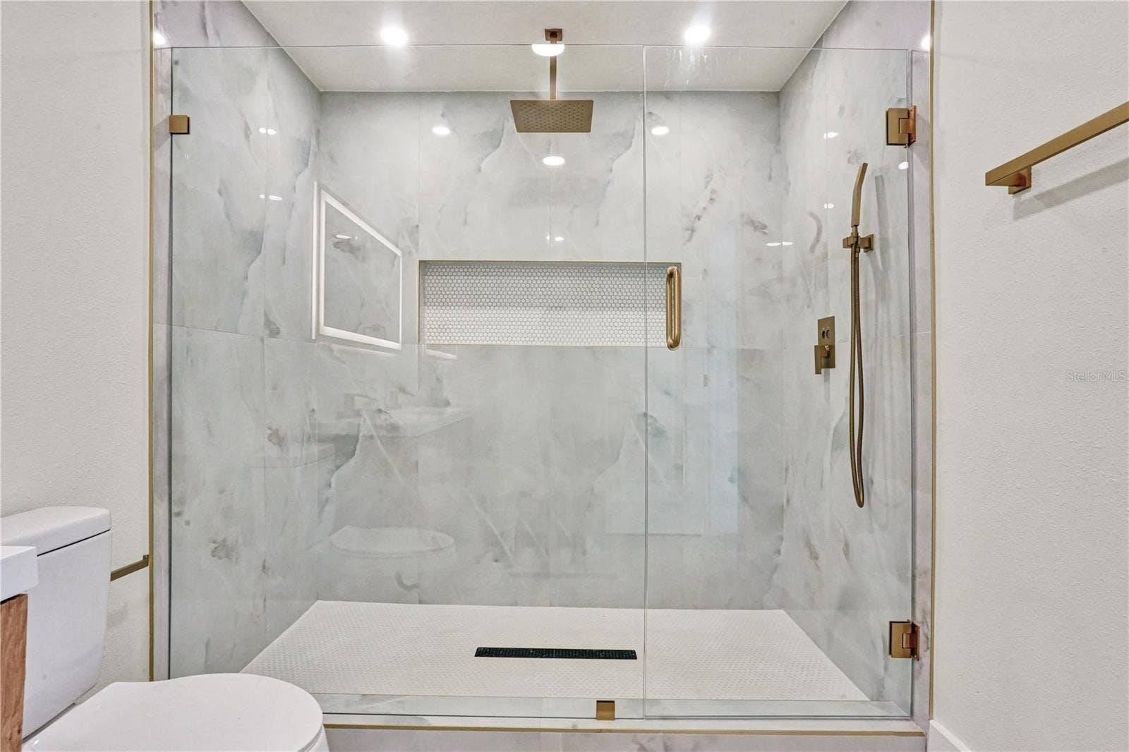 primary shower