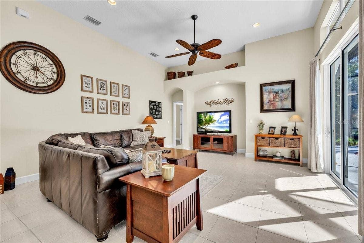 14724 2ND AVENUE CIRCLE NE, Bradenton, FL 34212