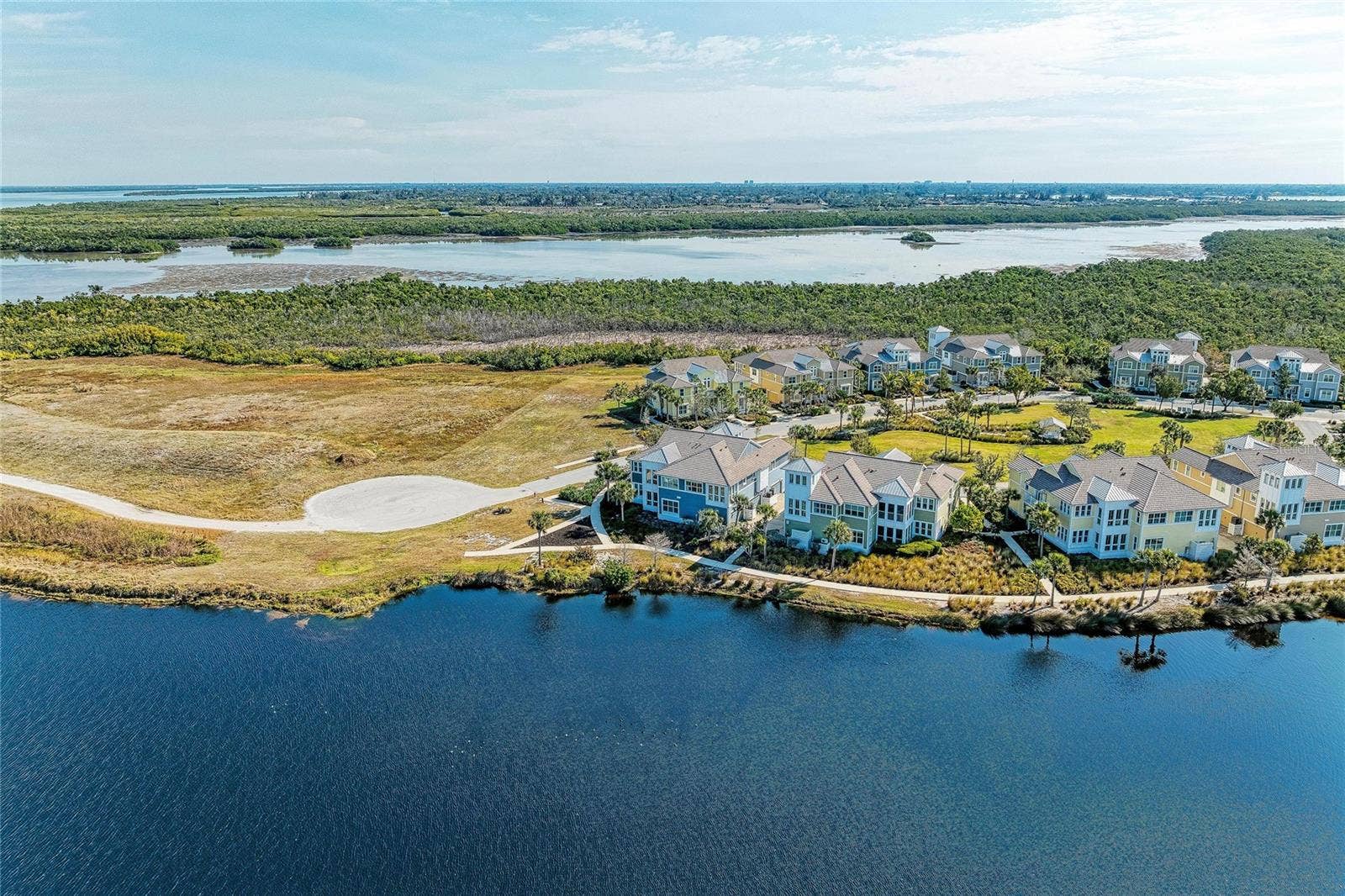 226 SAPPHIRE LAKE DRIVE, #201, Bradenton, FL 34209 226 SAPPHIRE LAKE DRIVE, #201, Bradenton, FL 34209