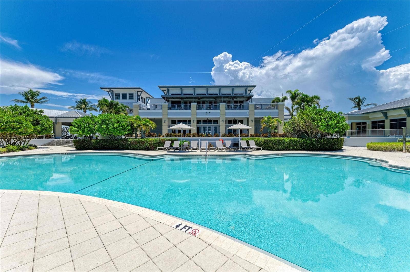 226 SAPPHIRE LAKE DRIVE, #201, Bradenton, FL 34209 226 SAPPHIRE LAKE DRIVE, #201, Bradenton, FL 34209