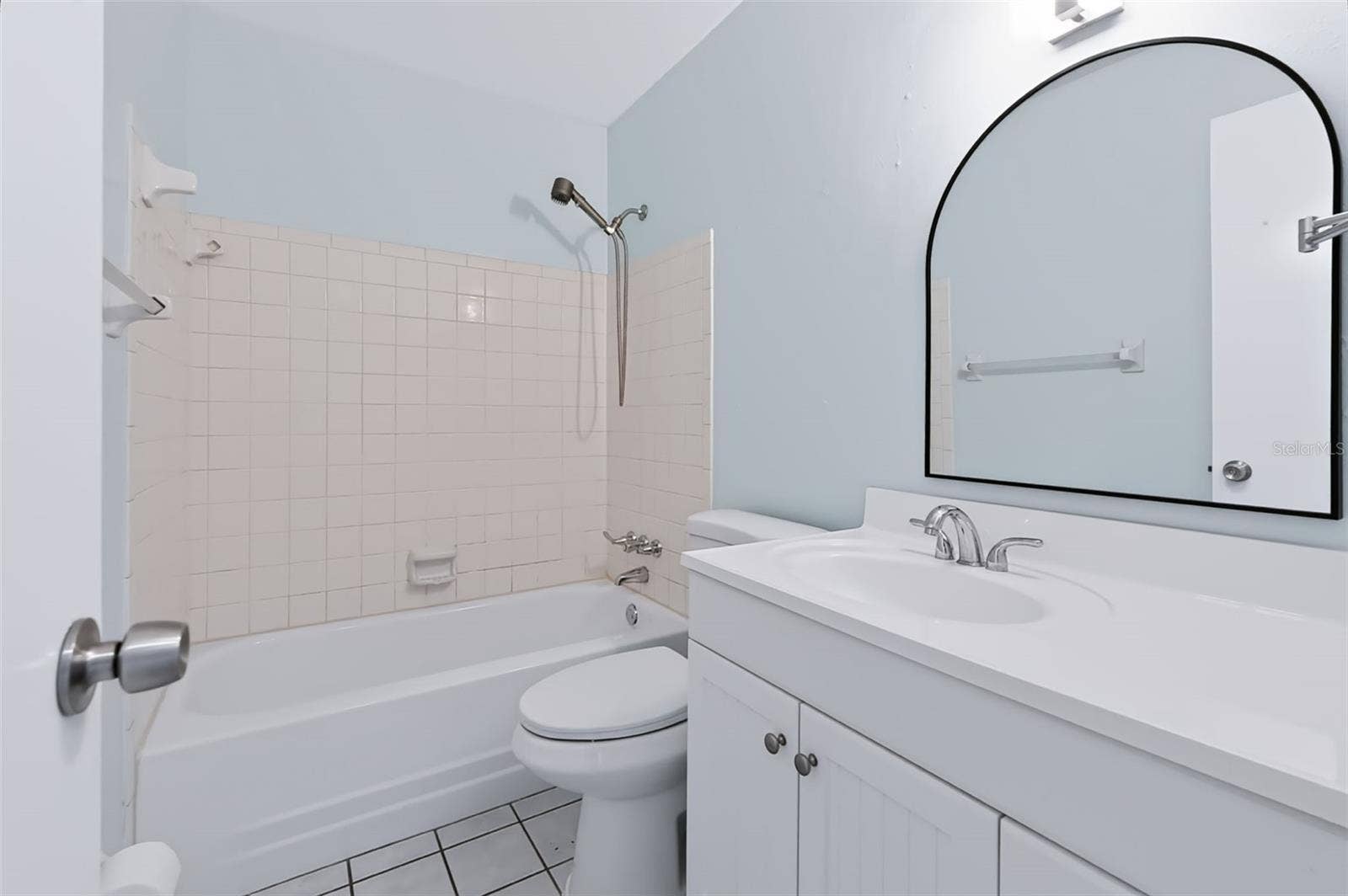 1162 84TH TERRACE N, #D, St Petersburg, FL 33702 Bath 2