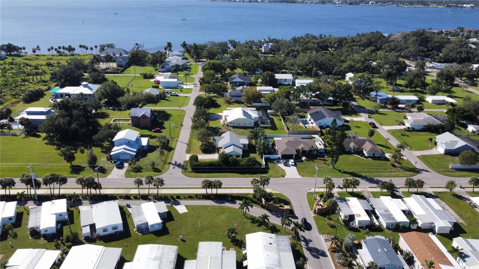 155 MAUI DRIVE, Palmetto, FL 34221