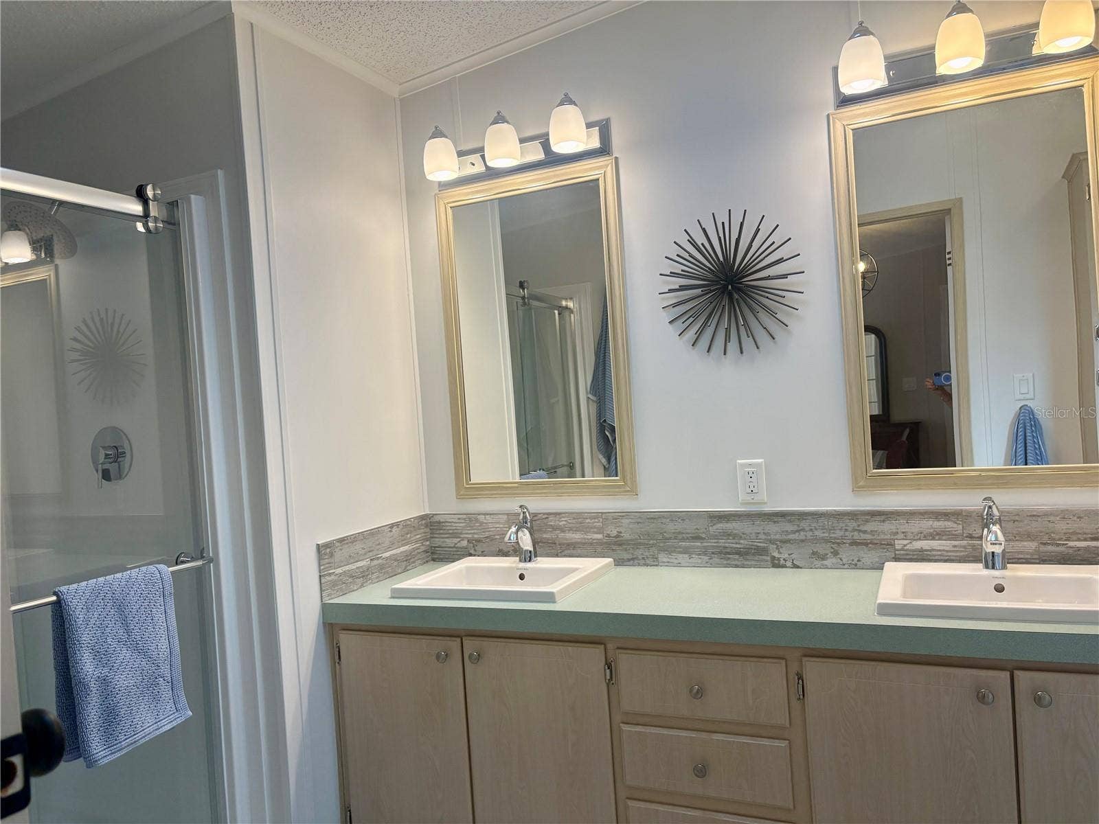 5707 45TH STREET E, #100, Bradenton, FL 34203 Duel Sinks