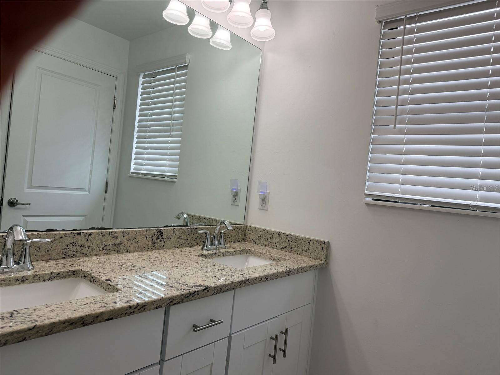 19500 FISHHAWK TRAIL, Venice, FL 34293 19500 FISHHAWK TRAIL, Venice, FL 34293