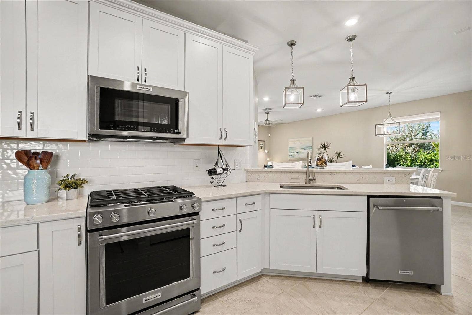 9945 BRIGHT WATER DRIVE, Englewood, FL 34223 9945 BRIGHT WATER DRIVE, Englewood, FL 34223