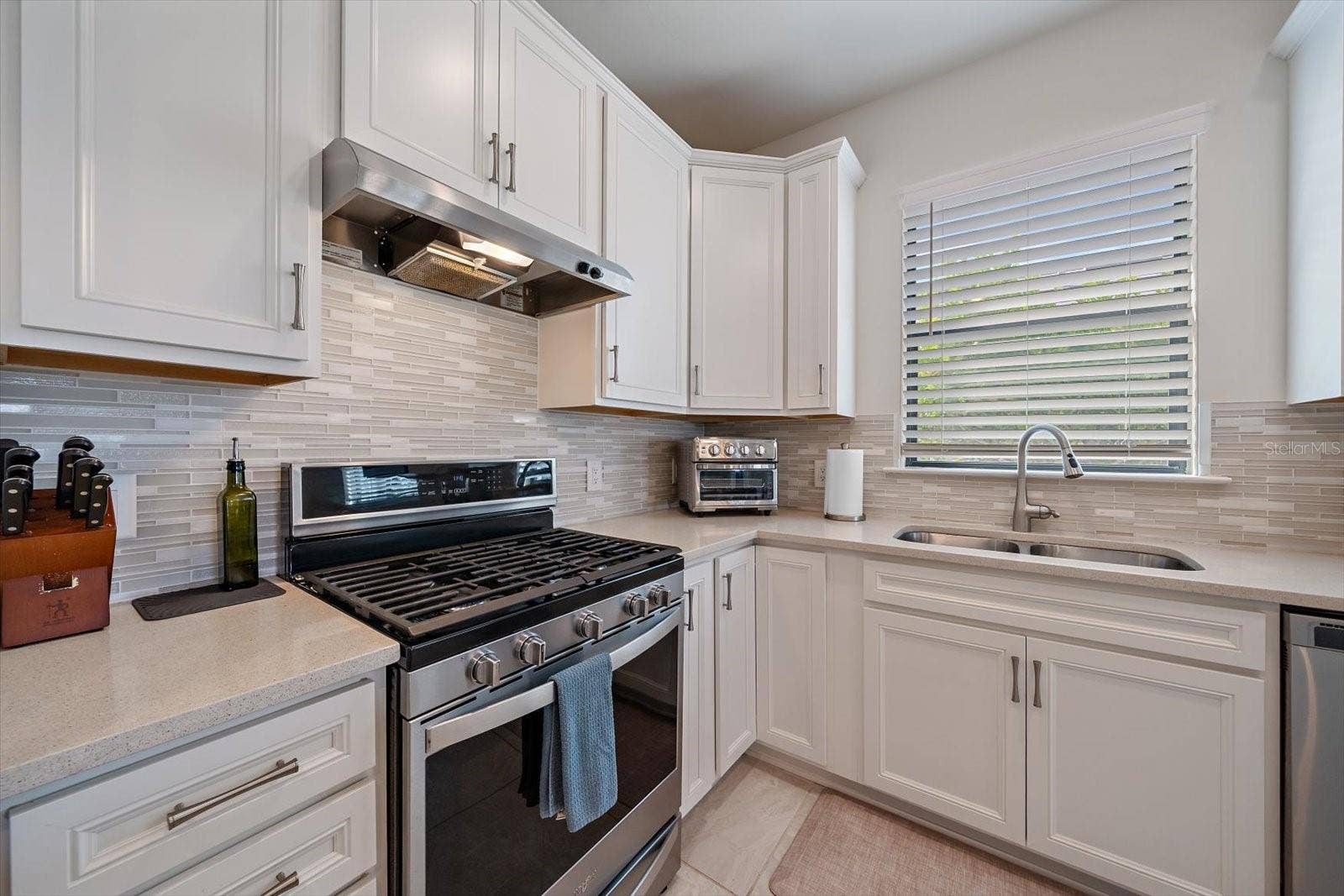 7022 HOLBROOK COVE, Lakewood Ranch, FL 34202 7022 HOLBROOK COVE, Lakewood Ranch, FL 34202