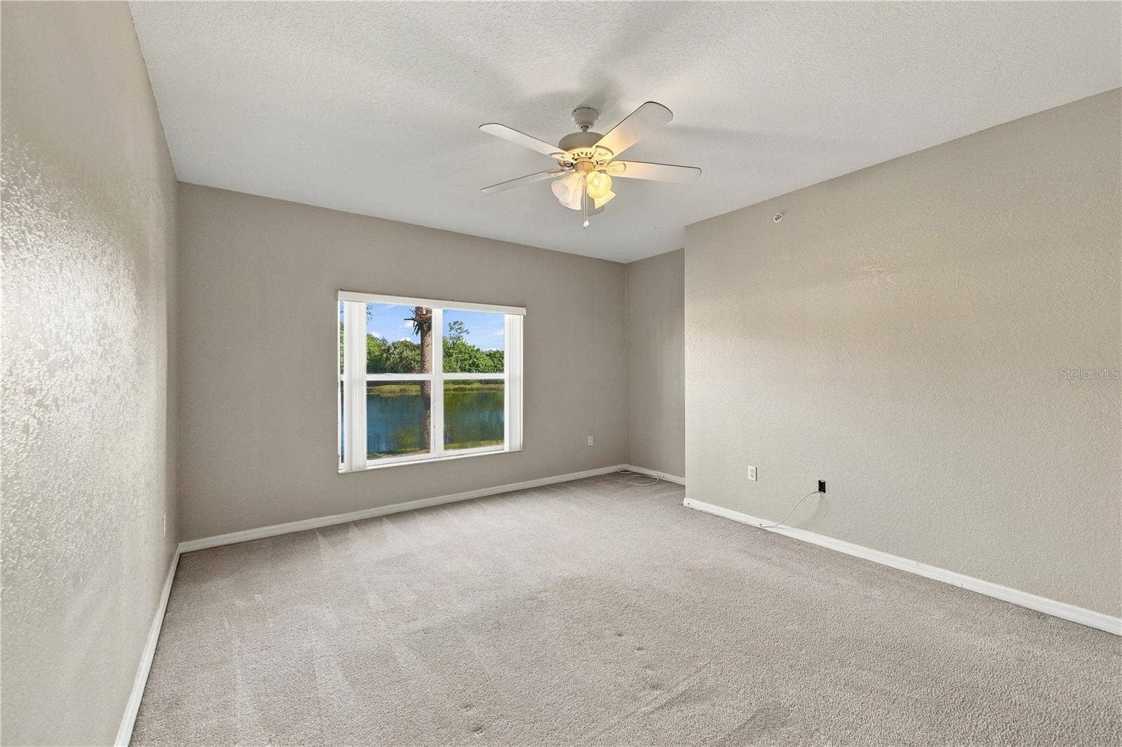 7617 SWEETBAY CIRCLE, Bradenton, FL 34203 7617 SWEETBAY CIRCLE, Bradenton, FL 34203