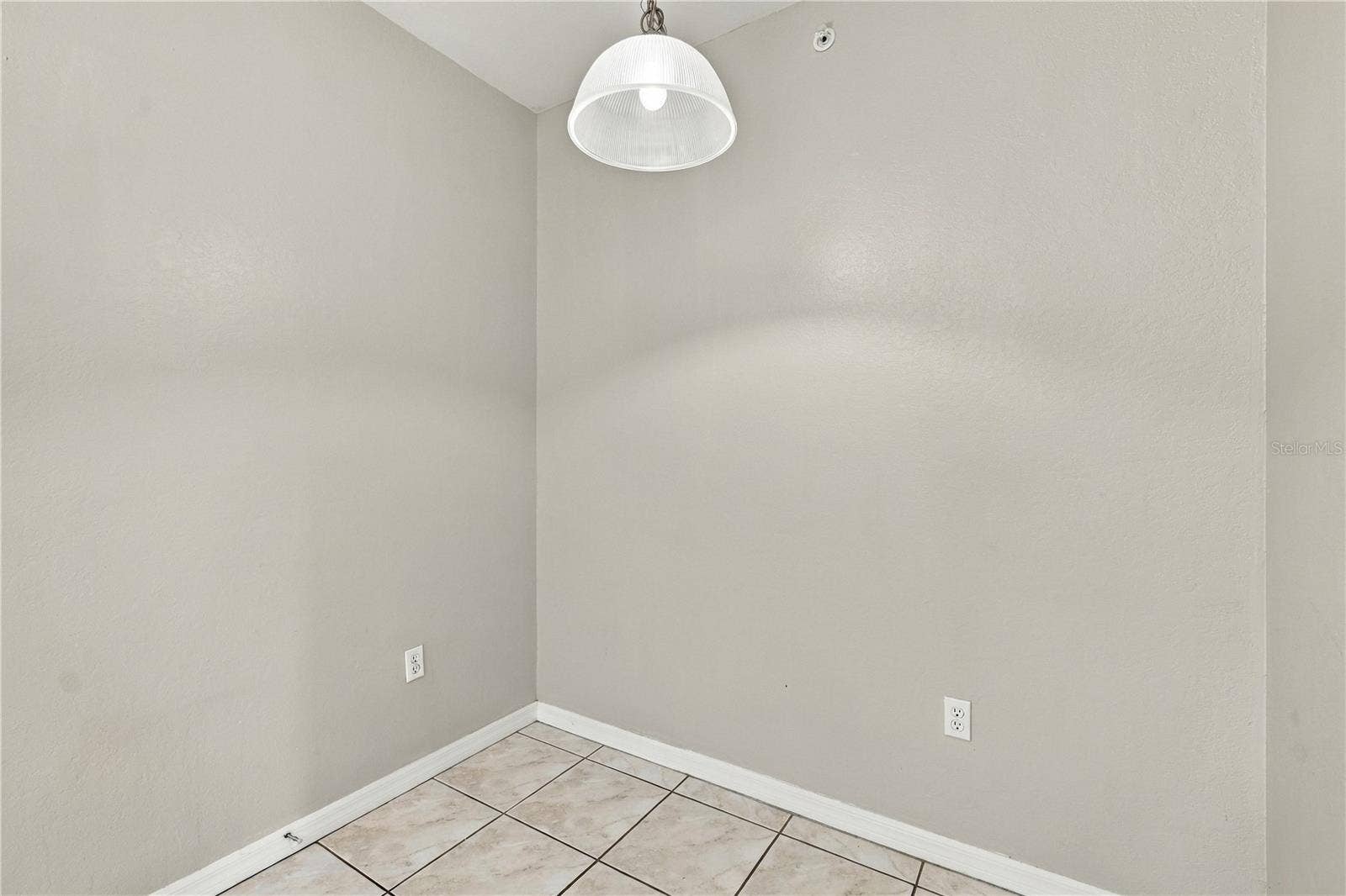 7617 SWEETBAY CIRCLE, Bradenton, FL 34203 7617 SWEETBAY CIRCLE, Bradenton, FL 34203