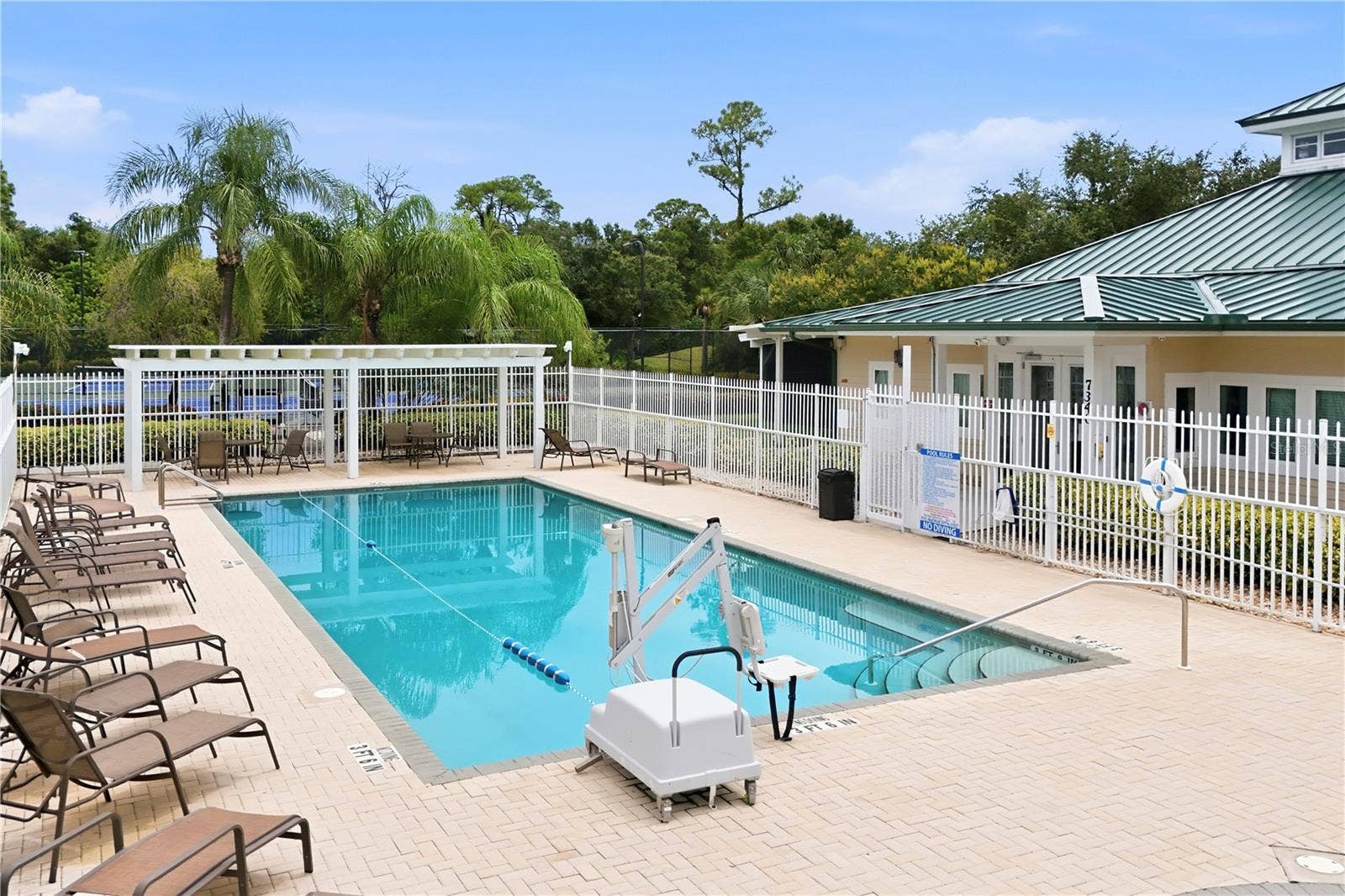 7617 SWEETBAY CIRCLE, Bradenton, FL 34203 7617 SWEETBAY CIRCLE, Bradenton, FL 34203