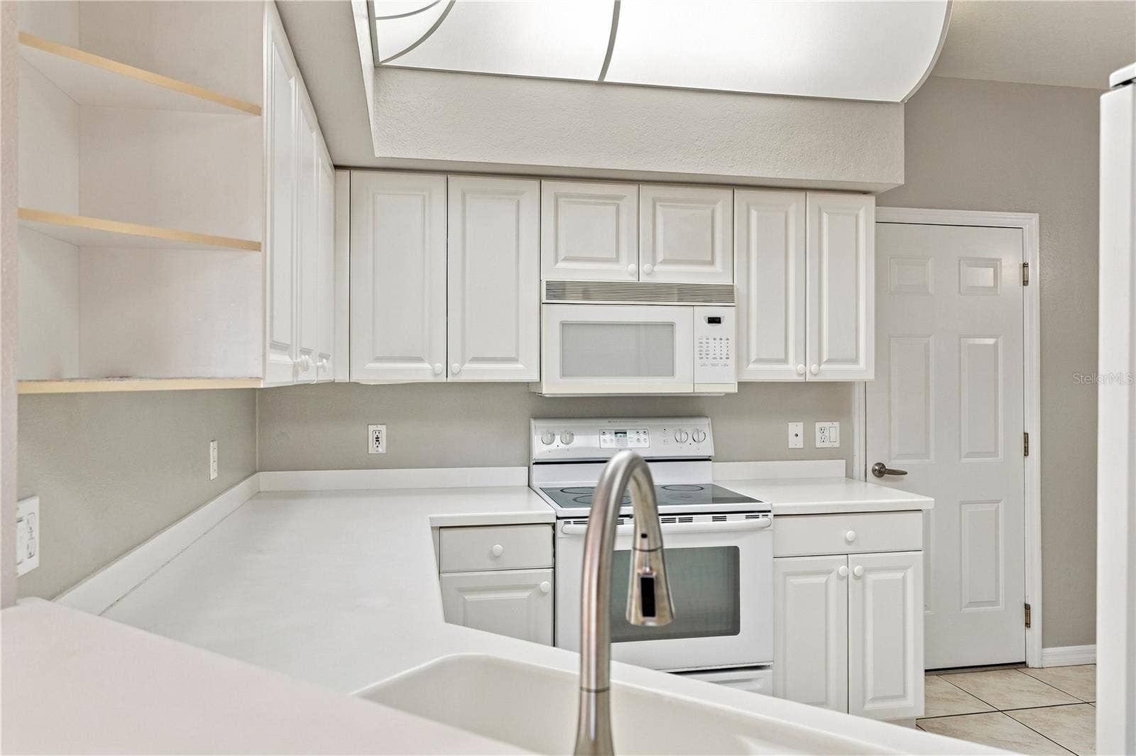 7617 SWEETBAY CIRCLE, Bradenton, FL 34203 7617 SWEETBAY CIRCLE, Bradenton, FL 34203