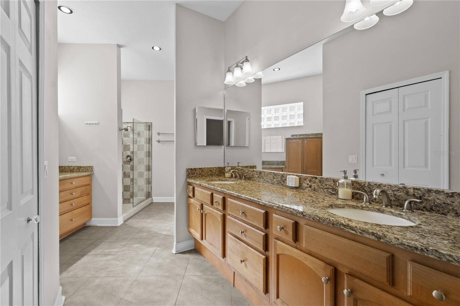 5120 FAIRWAY ONE DRIVE, Valrico, FL 33596 5120 FAIRWAY ONE DRIVE, Valrico, FL 33596