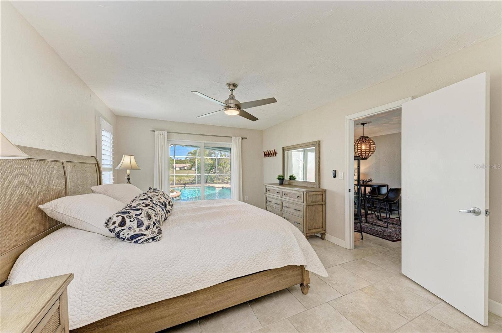 2360 ARBORFIELD LANE, Sarasota, FL 34235 2360 ARBORFIELD LANE, Sarasota, FL 34235