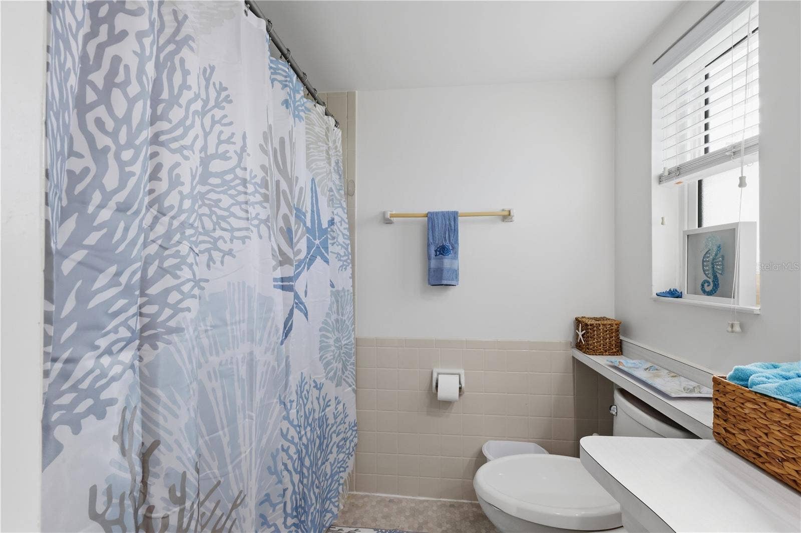 4307 GULF DRIVE, #206, Holmes Beach, FL 34217 4307 GULF DRIVE, #206, Holmes Beach, FL 34217