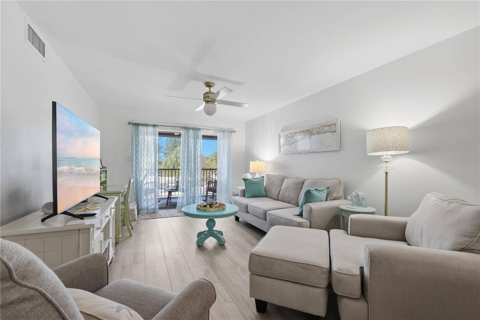 4307 GULF DRIVE, #206, Holmes Beach, FL 34217 Light and Bright Living Area