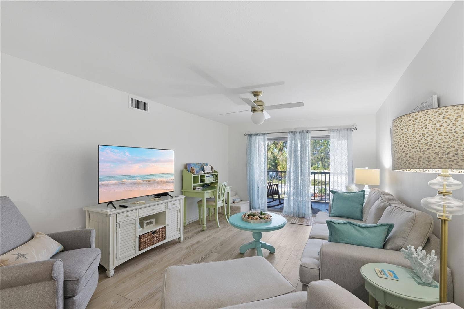 4307 GULF DRIVE, #206, Holmes Beach, FL 34217 4307 GULF DRIVE, #206, Holmes Beach, FL 34217