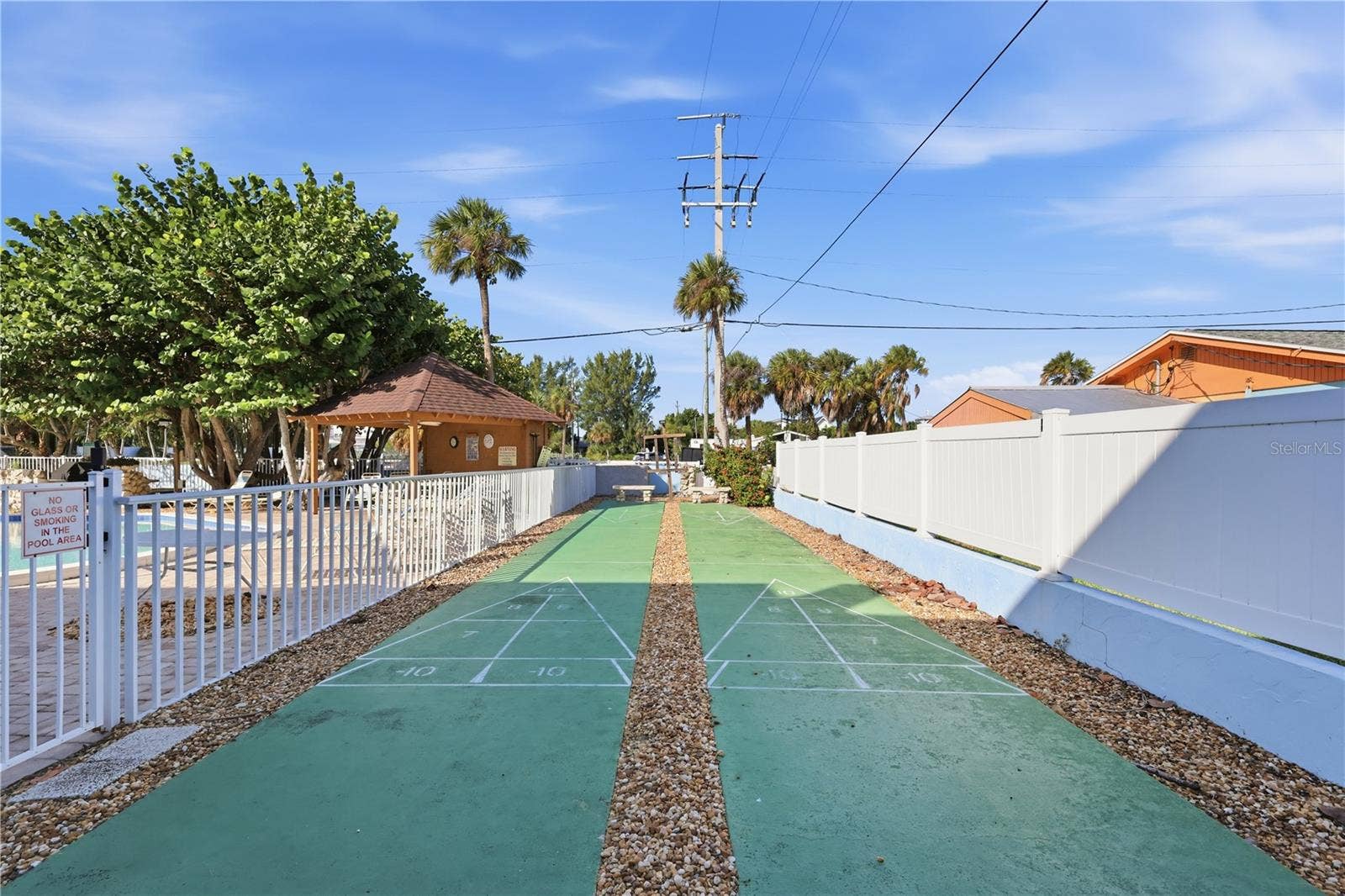 4307 GULF DRIVE, #206, Holmes Beach, FL 34217 Community Shuffleboard