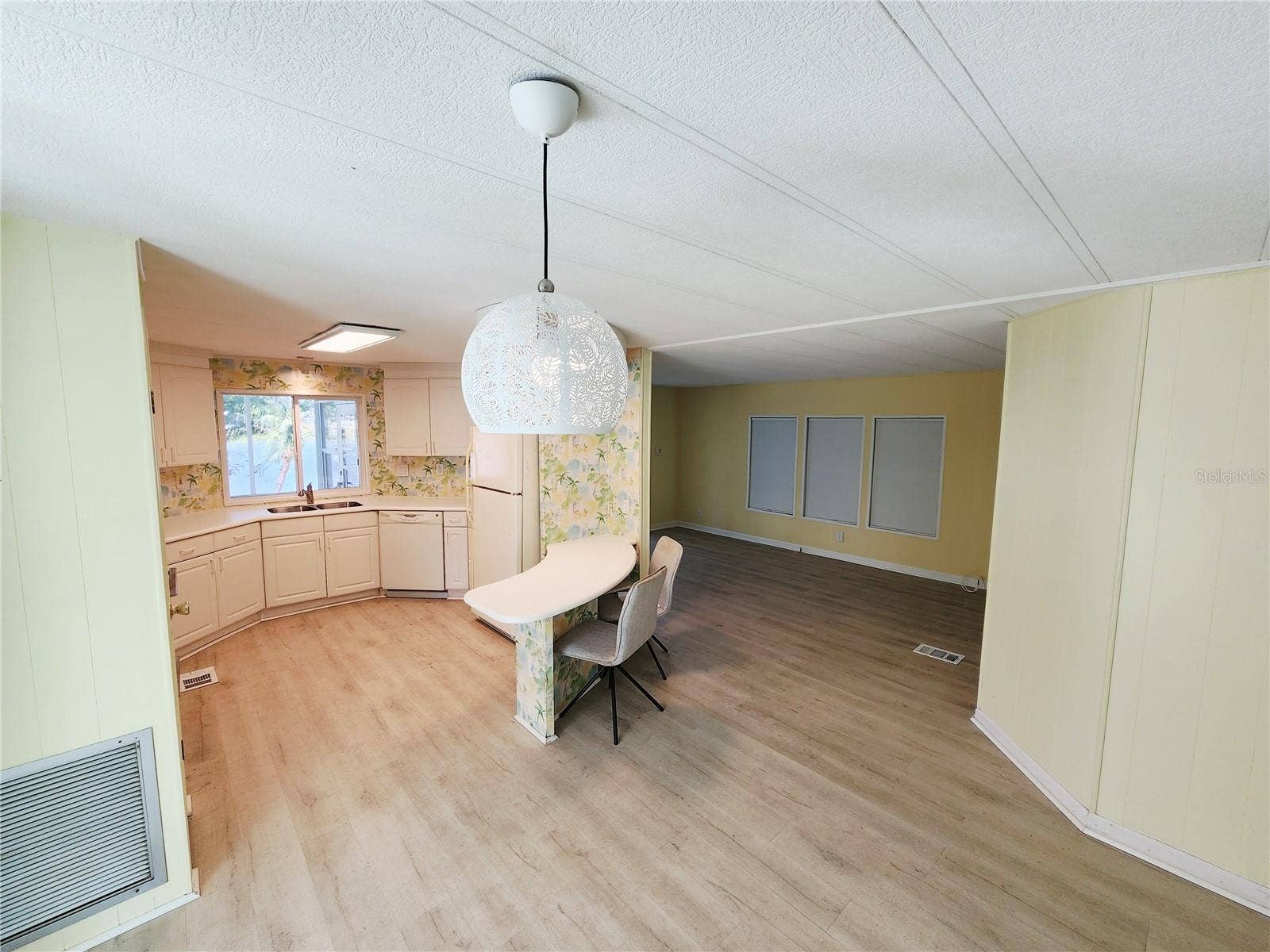 808 53RD AVENUE E, #164, Bradenton, FL 34203