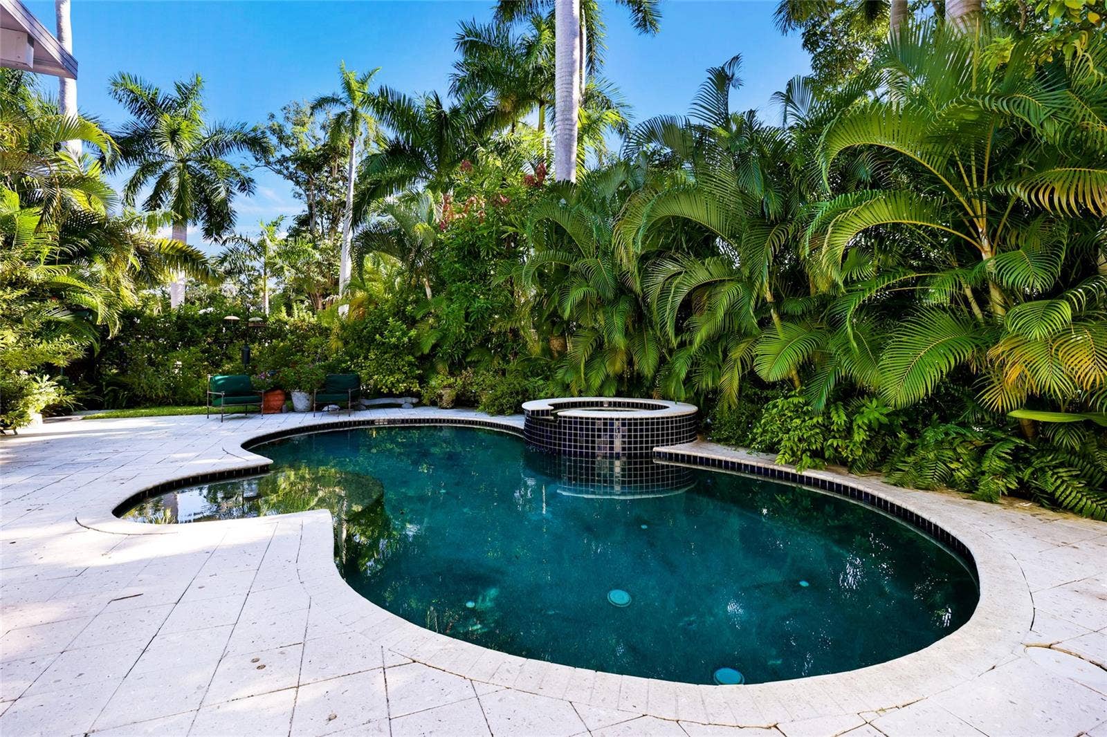 2813 RIVERVIEW BOULEVARD, Bradenton, FL 34205