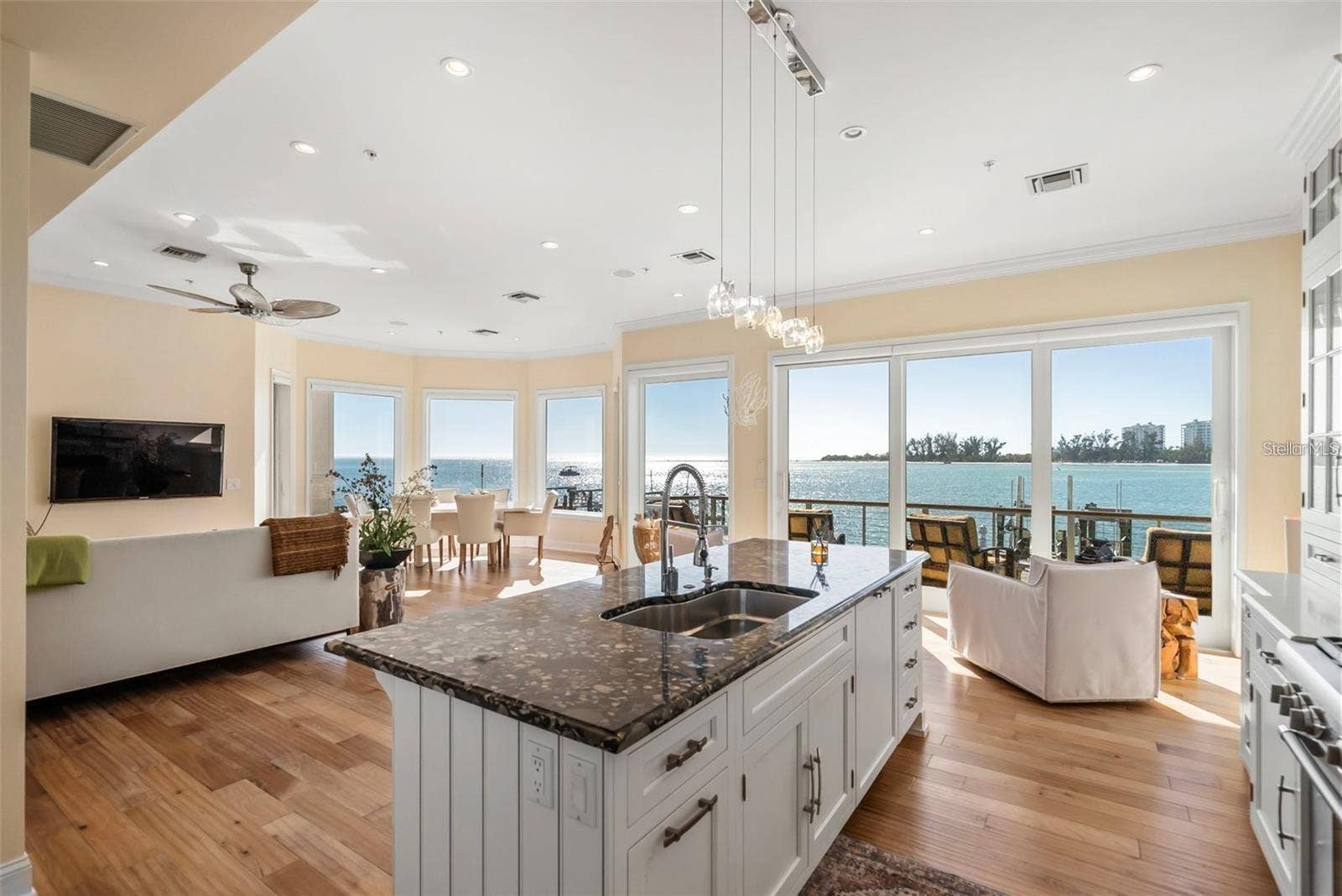 3740 BAYOU LOUISE LANE, Sarasota, FL 34242 3740 BAYOU LOUISE LANE, Sarasota, FL 34242