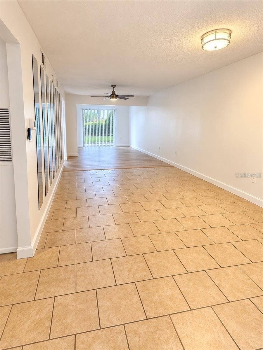 4127 HERON WAY, #E-111, Bradenton, FL 34205