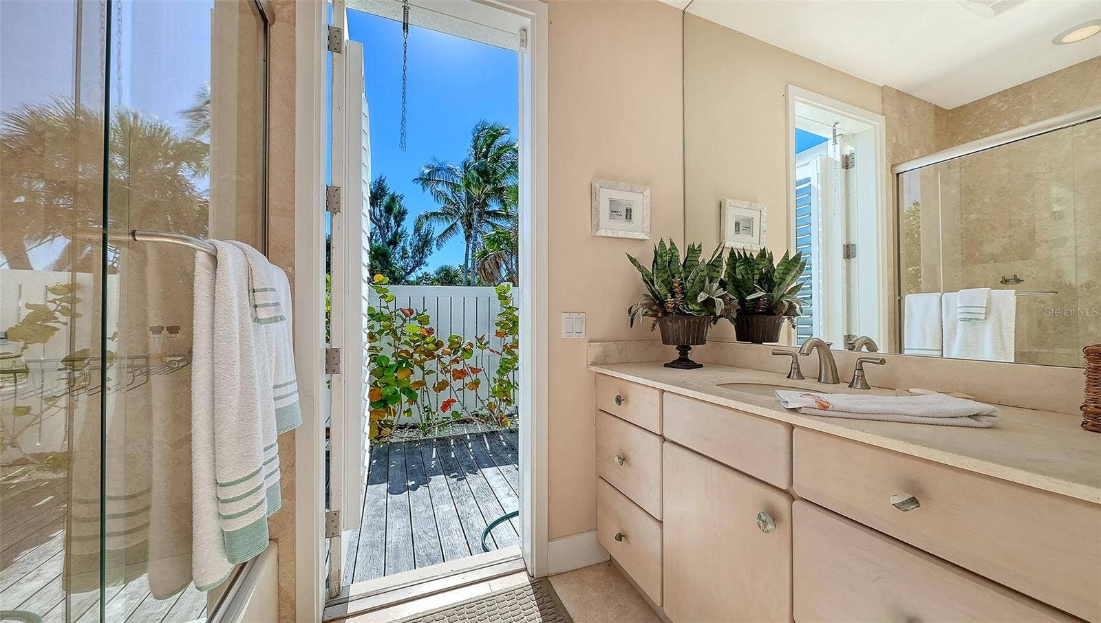 6061 GULF OF MEXICO DRIVE, Longboat Key, FL 34228