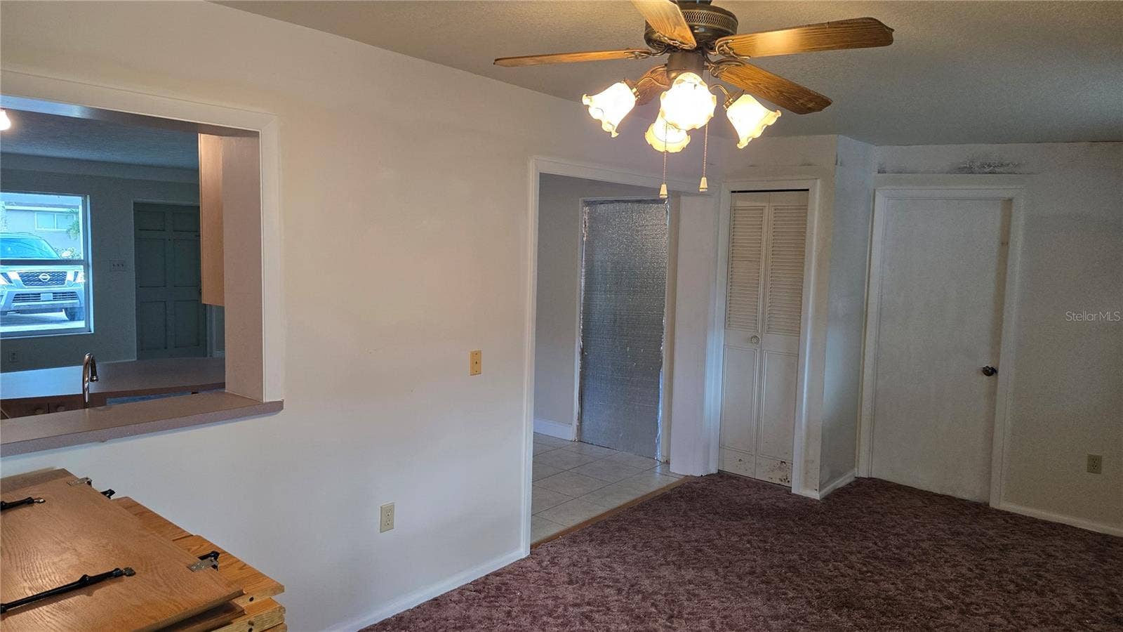 Apt 1 family room